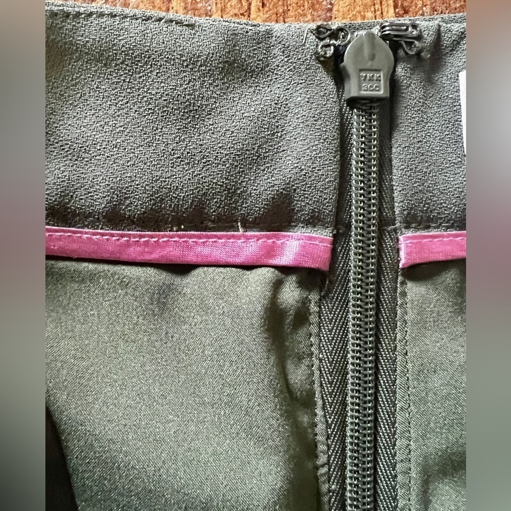 Ted Baker London Olive Tie Waist Paper Bag Trouser Shorts - Size 0 (27") - Picture 13 of 13